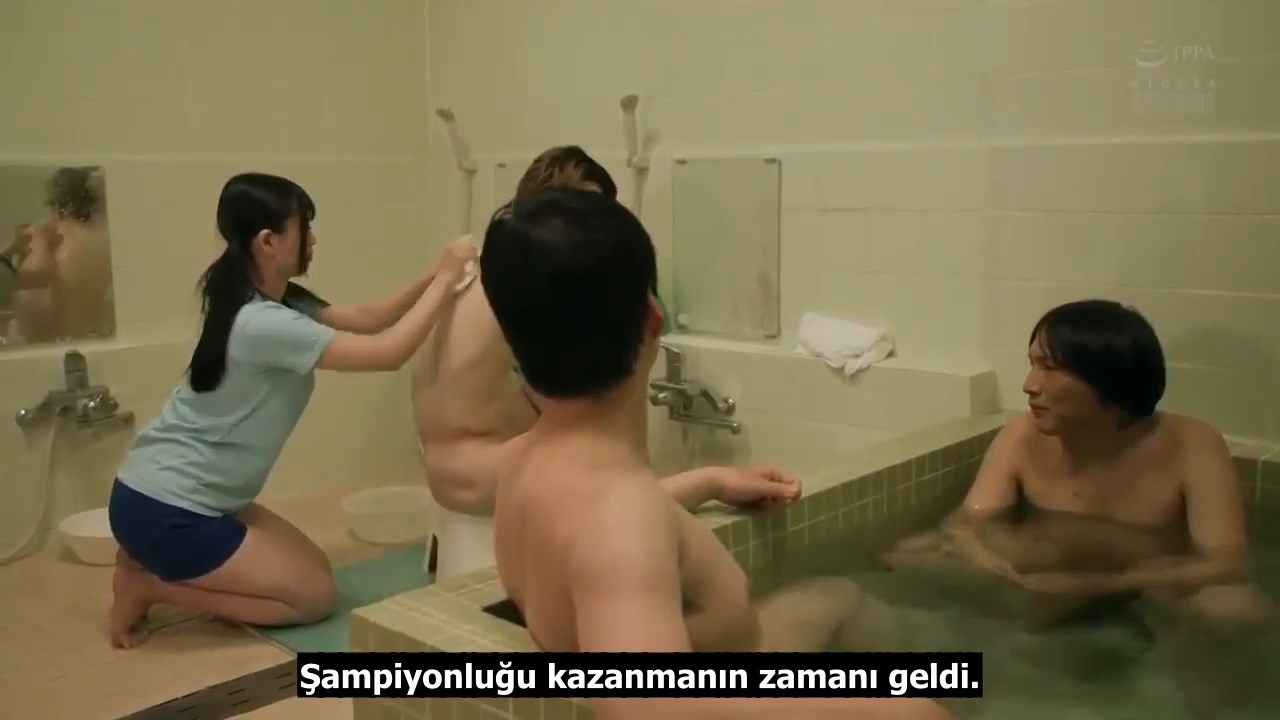 Futbol Takımına Hizmet Eden Japon Masör Kız +18 Japon Sex Filmi